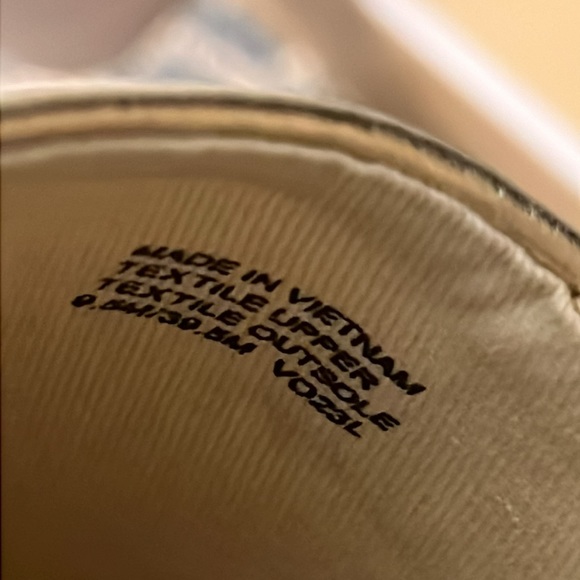 Brand New in Box Michael Kors Kendrick Toe Cap Espadrilles - Picture 9 of 11